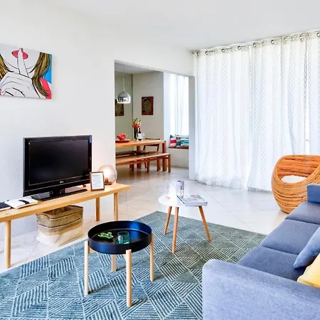 Guia - Quiet And Cosy Near The Sea 아파트 *